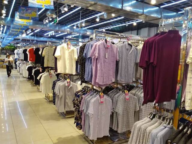 八鋼首家服裝批發(fā)城喜迎父親節(jié)，男士進(jìn)店有禮，鞋帽批發(fā)優(yōu)惠多